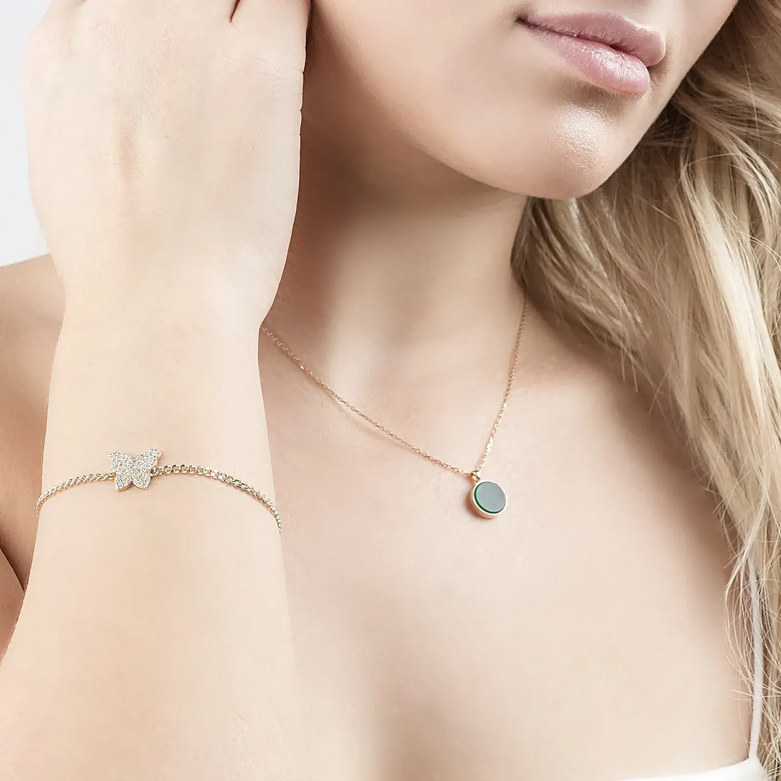 Round Green Onyx Pendant Necklace — 6