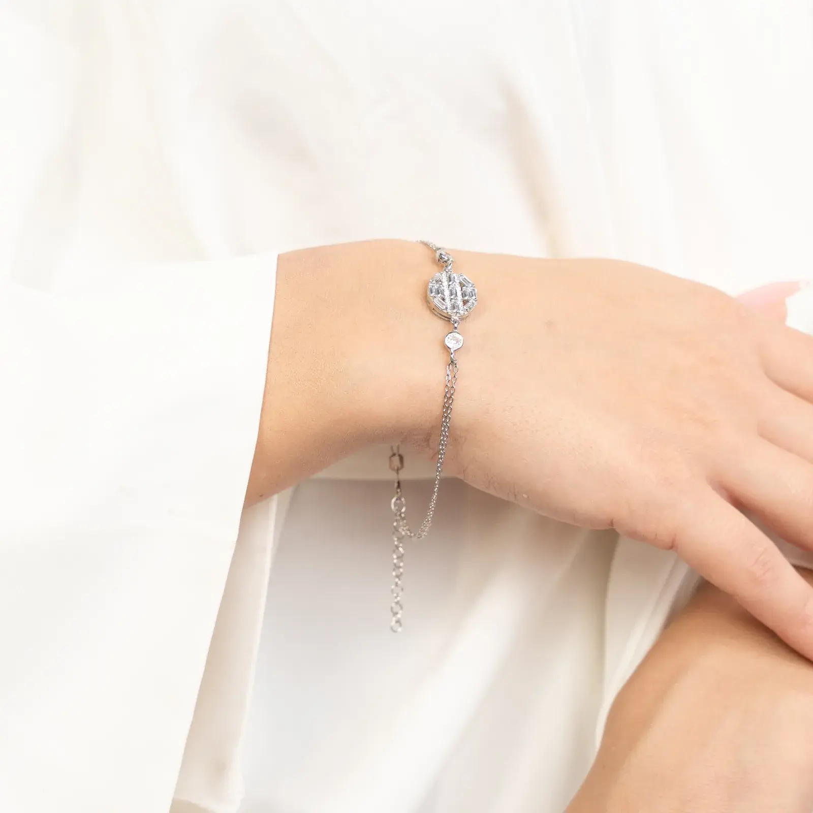 Medallion Chain Bracelet — 6