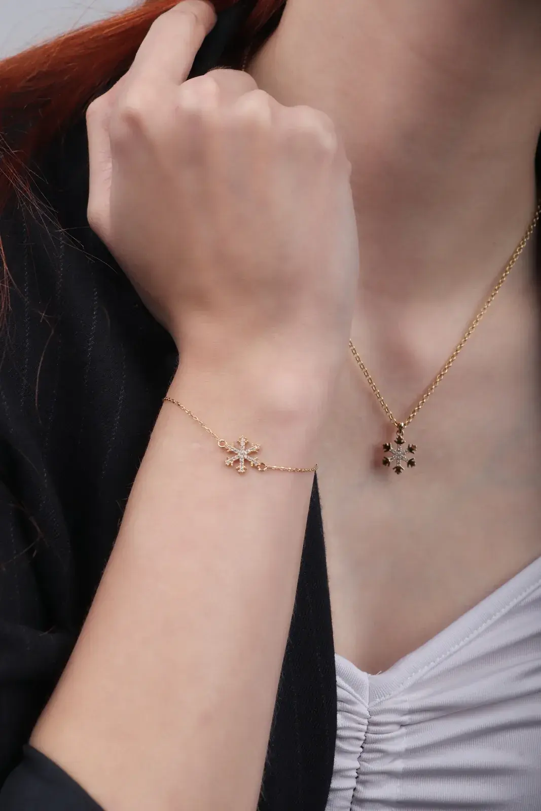 Pavé Snowflake Charm — 3