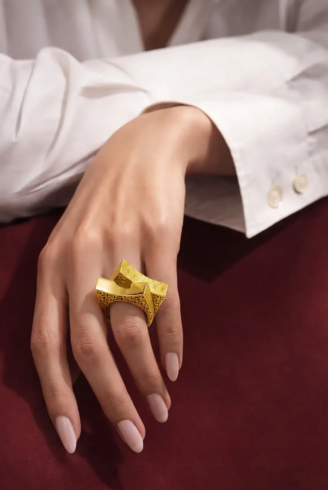 Twisted Square Lattice Ring — worn