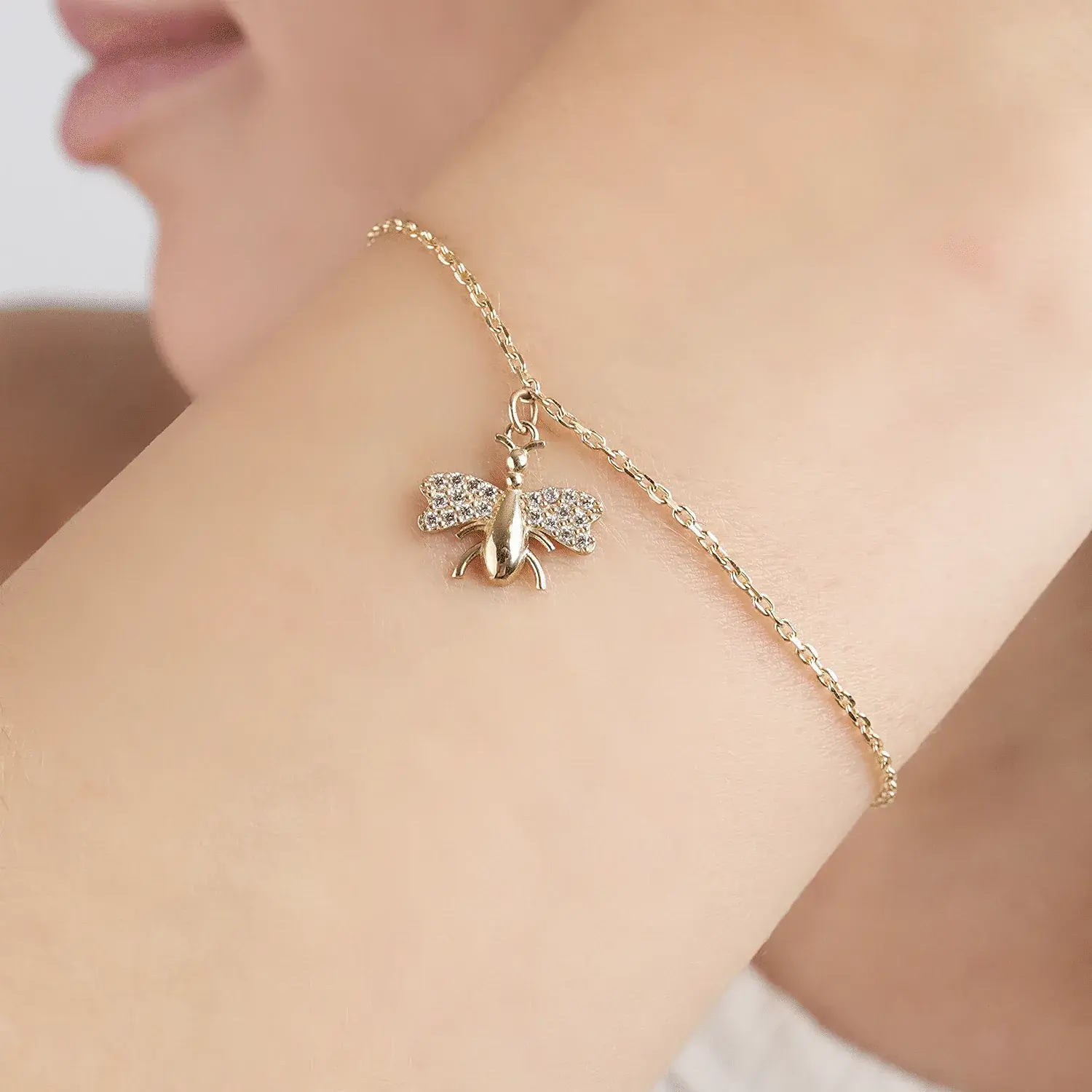 Pavé Bee Charm Bracelet — 3
