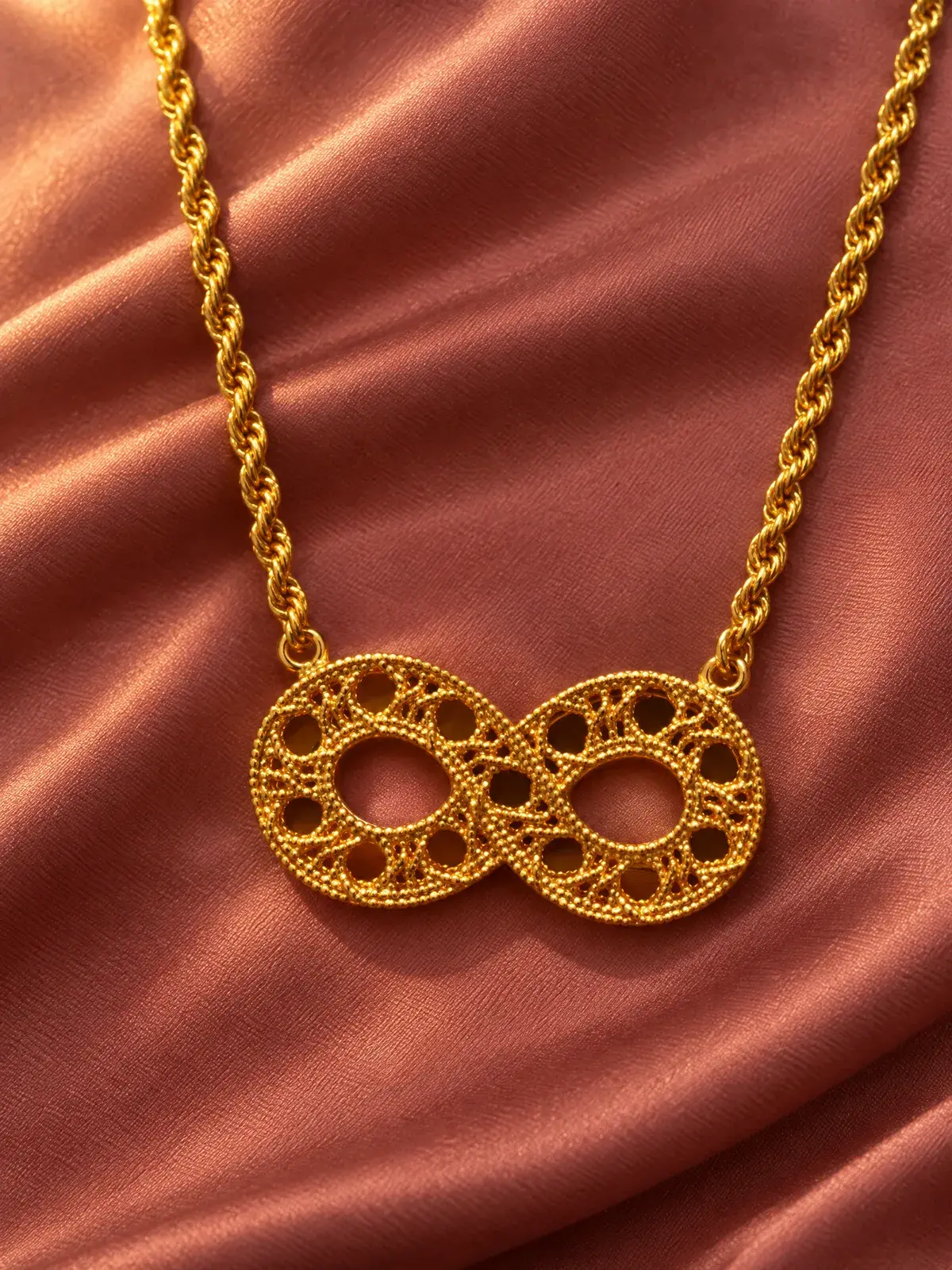 Lattice Infinity Set — 5