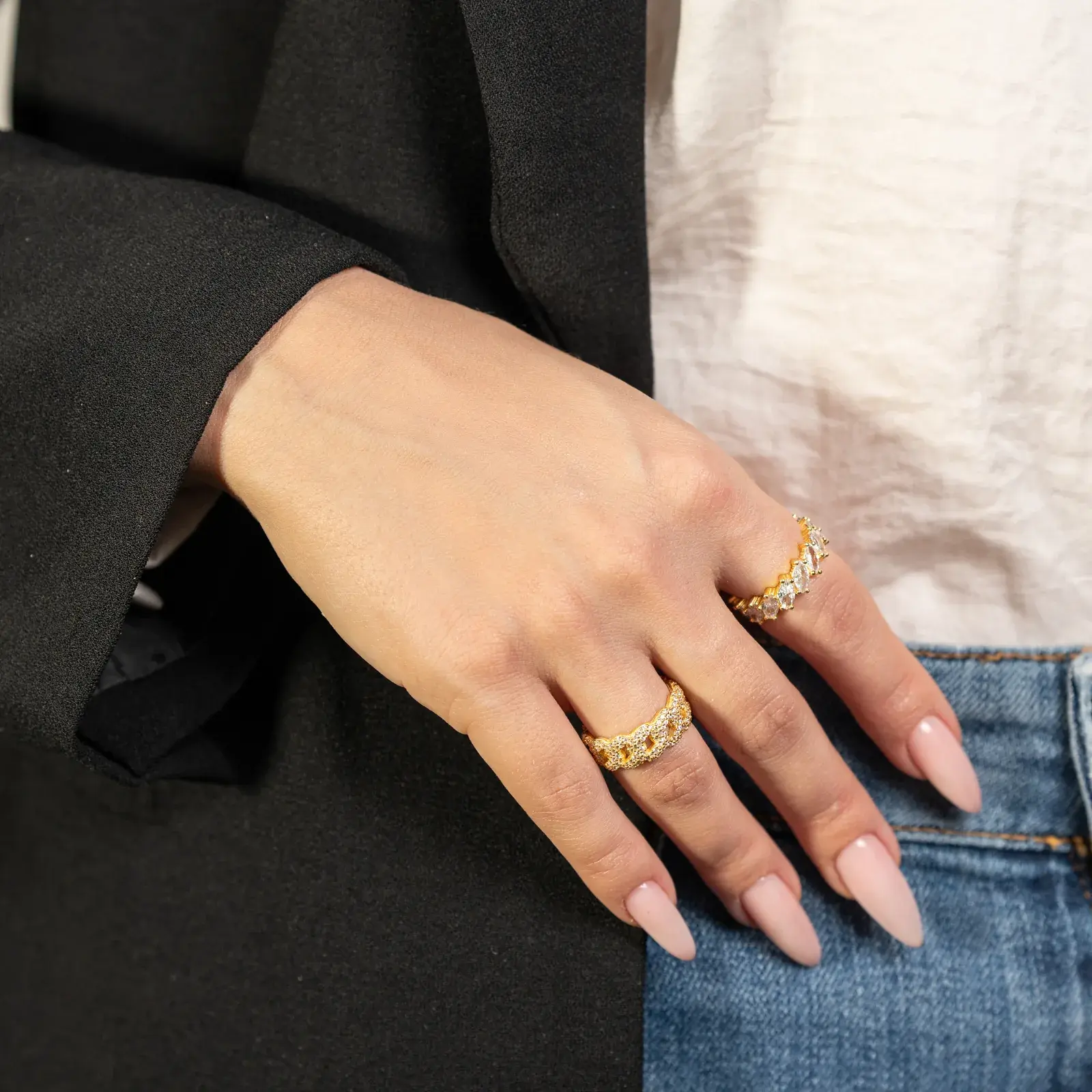 Marquise Eternity Band · Yellow — 3