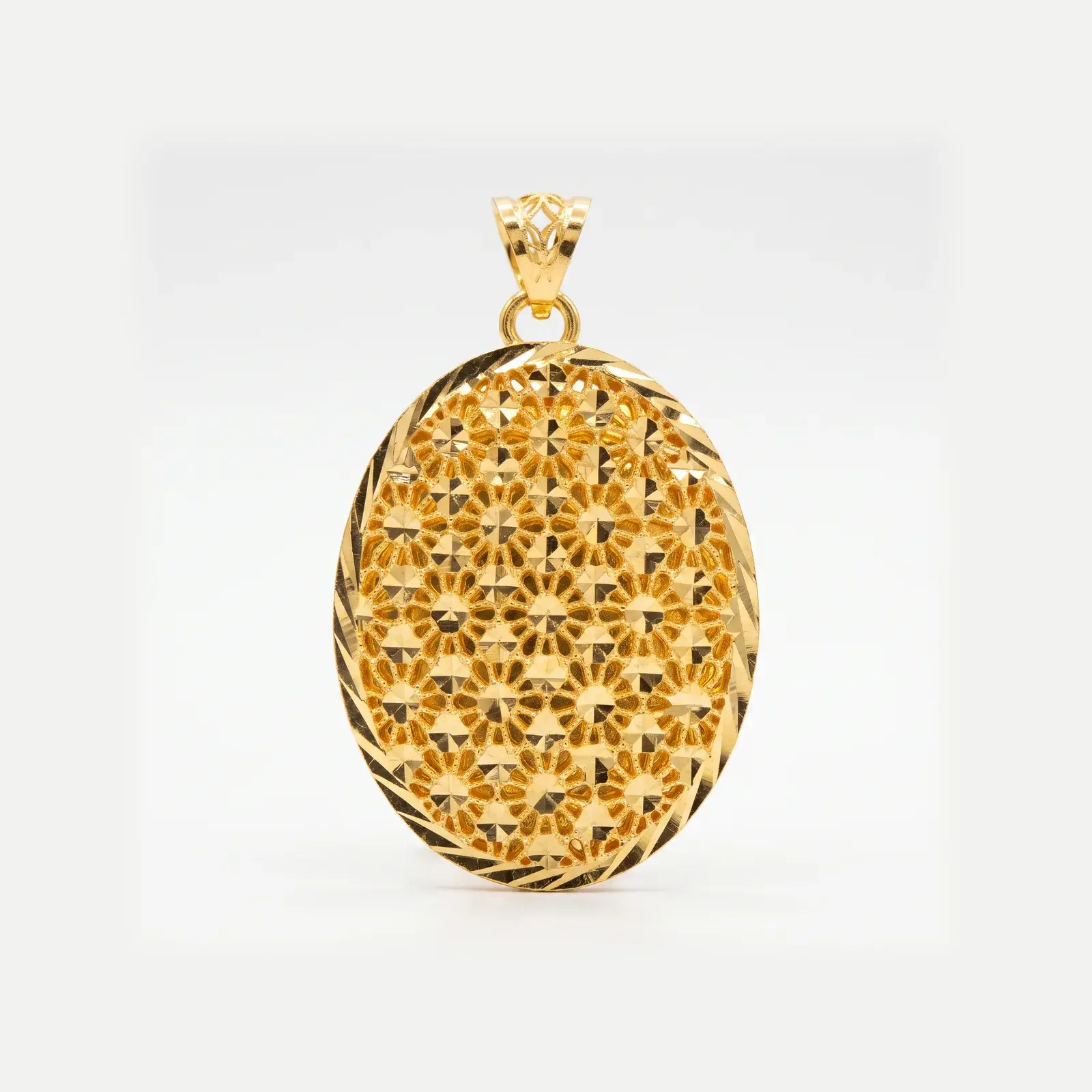 Oval Mesh Pendant