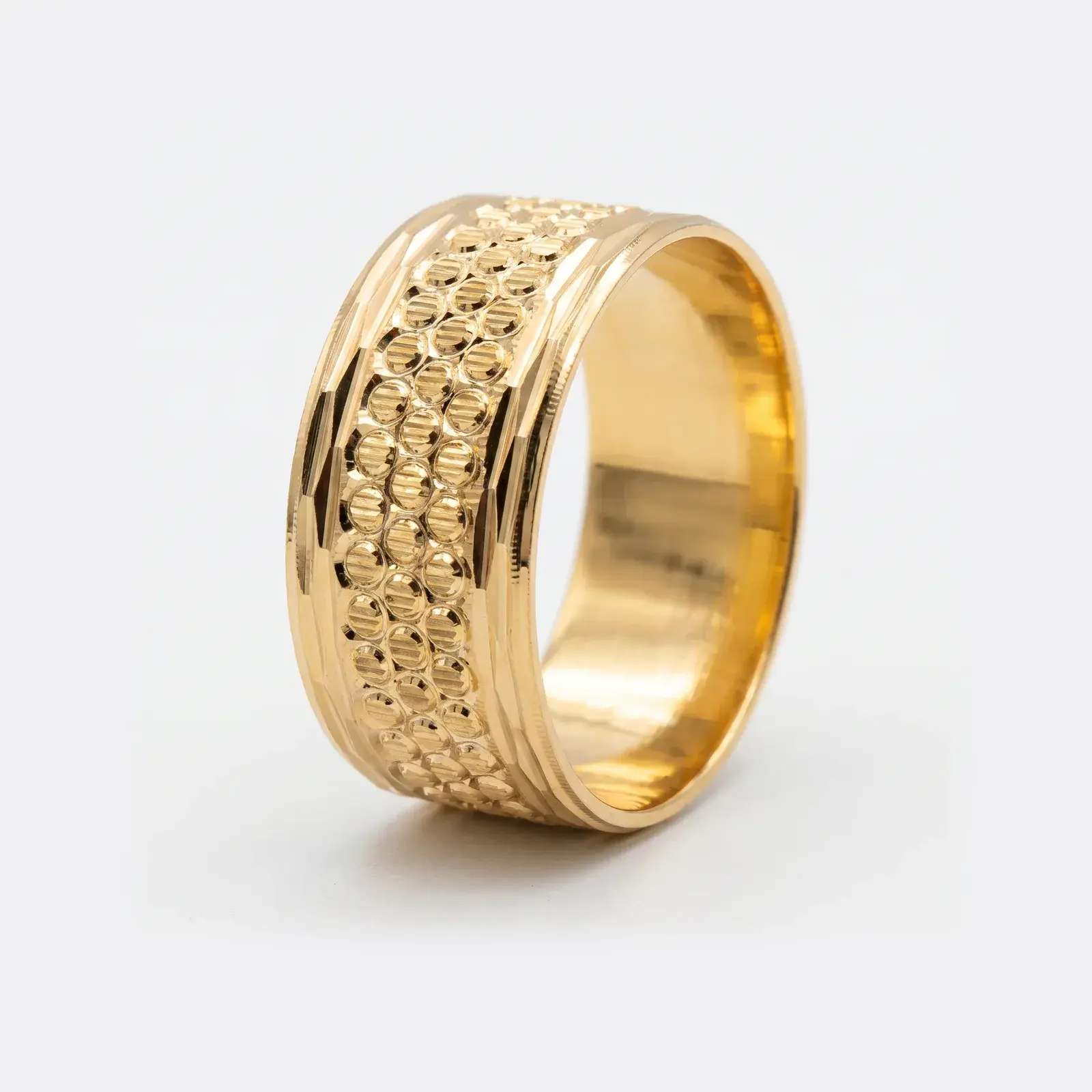 Pebble Texture Wedding Ring